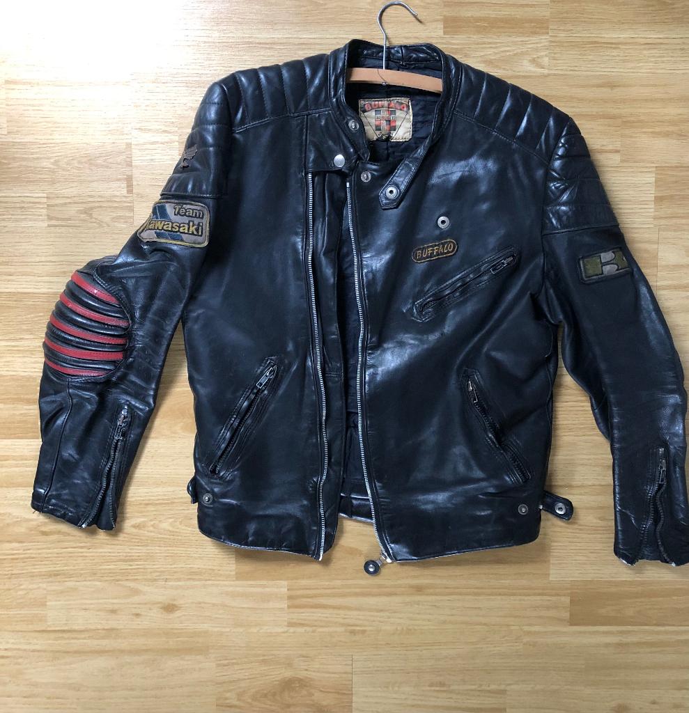 Veste de moto en cuir rétro  (taille 12ans), Enlèvement, Seconde main, Hommes, Manteau | cuir