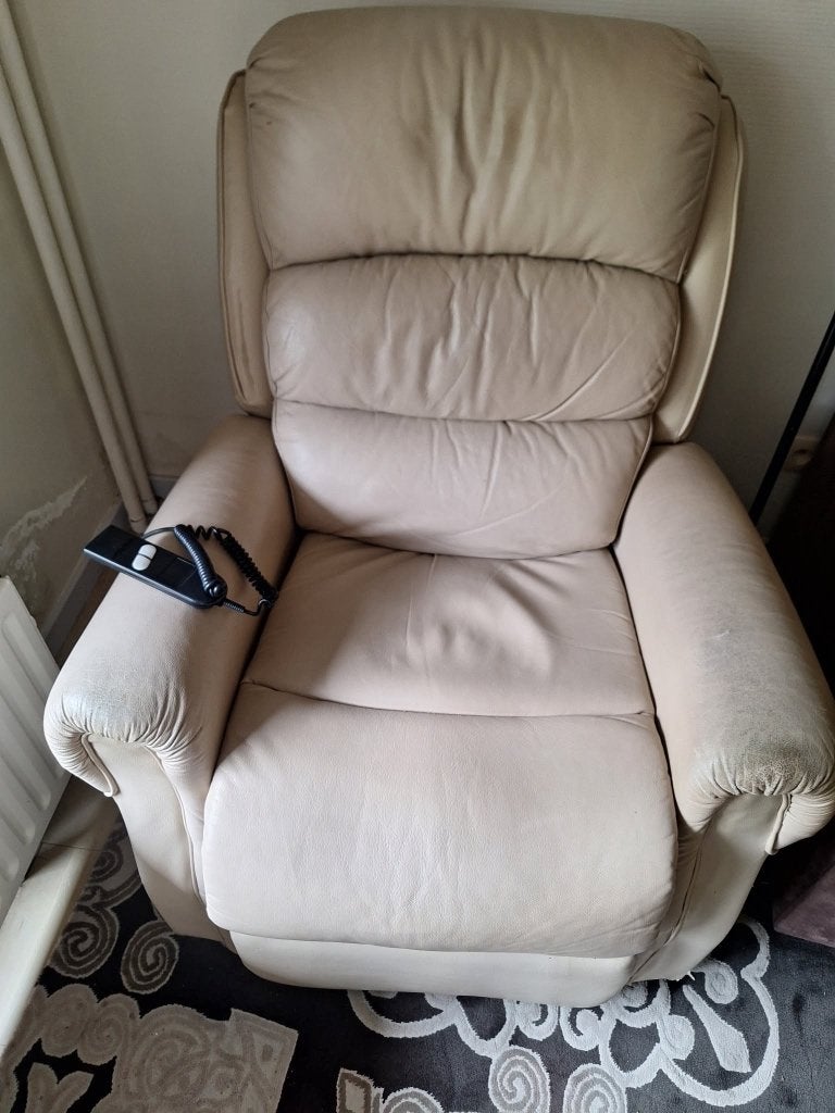 Relax zetel met afstandsbediening, Banc droit, Une personne, Enlèvement, Utilisé