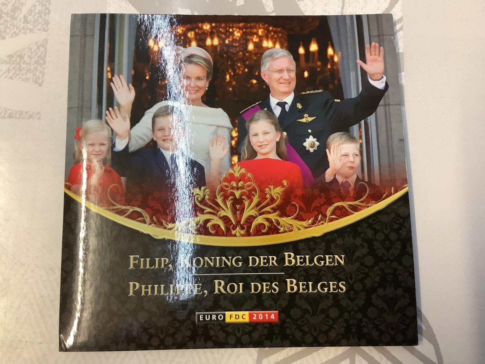 Pochette de la collection du roi de la belgique 2014, Timbres & Monnaies, Pièces & Médailles, Envoi, Autres matériaux