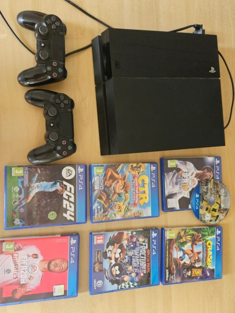 PS4 classique 500GO + 2 manettes + 7 jeux, Met 2 controllers, Ophalen of Verzenden, Zo goed als nieuw, Original