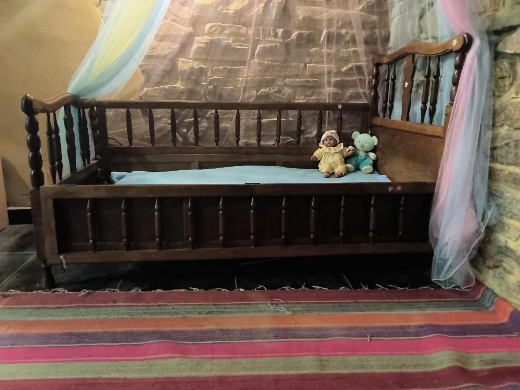 Lit enfant bois 70x140, Enfants & Bébés, Chambre d'enfant | Lits, Enlèvement, Utilisé, Matelas
