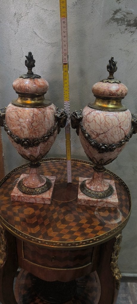 Een paar antieke marmeren casollettes met bronzen, Antiek en Kunst, Ophalen