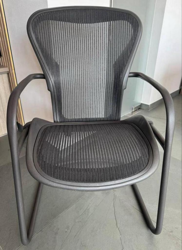 Herman Miller Aeron stoel, Huis en Inrichting, Ophalen, Zo goed als nieuw