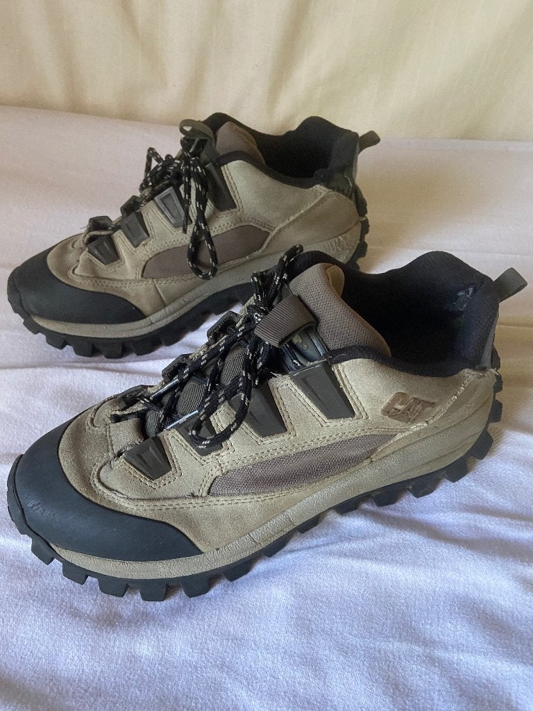 Basket vintage Caterpillar 2000 taille 44, Enlèvement ou Envoi, Utilisé, Chaussures