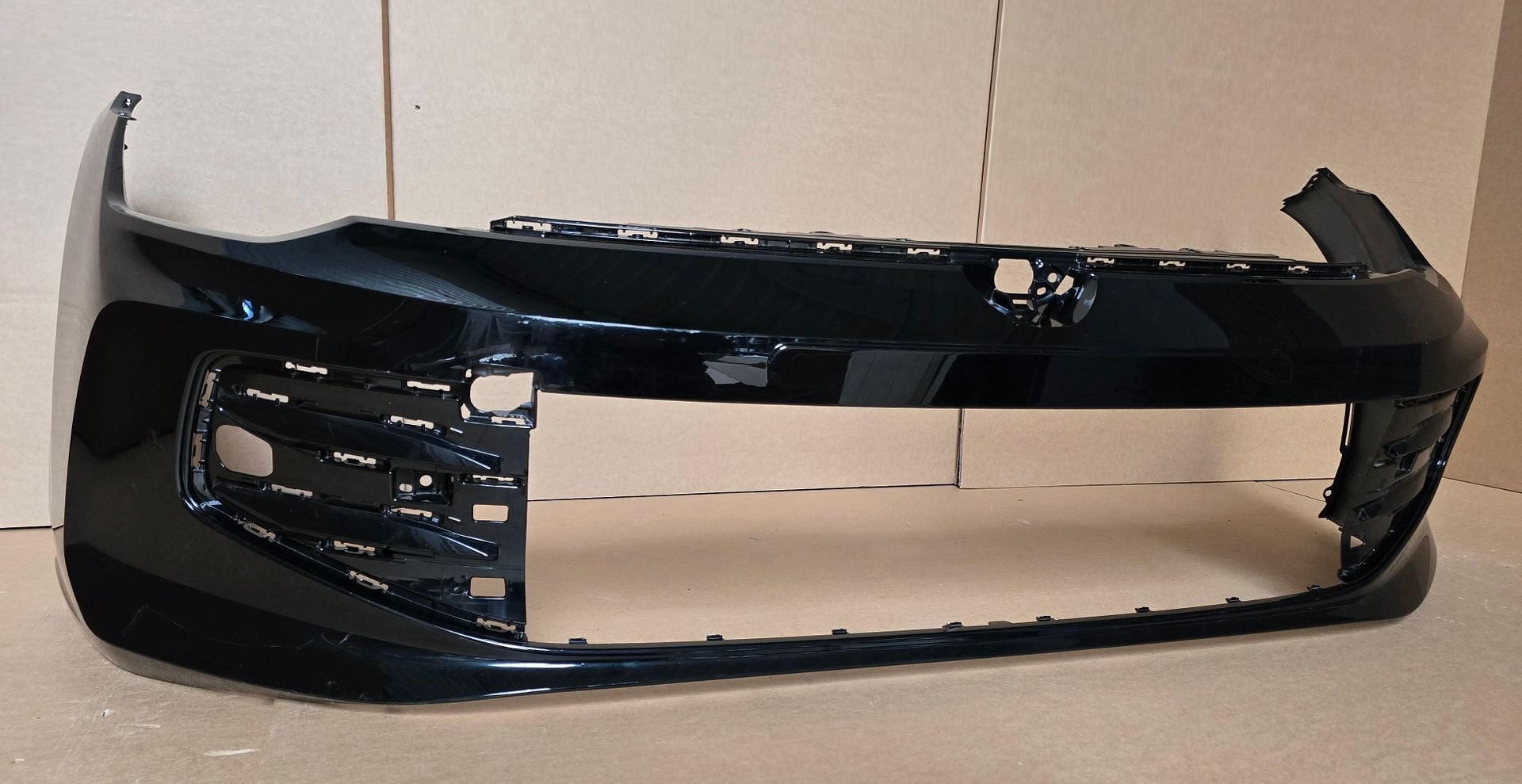 Voorbumper VW Golf 8 VIII 8.5 Facelift Volkswagen Basic 2024, Gebruikt, -, Voor, Ophalen of Verzenden