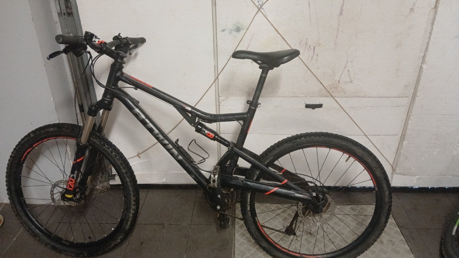 Zwarte rockrider, Fietsen en Brommers, Fietsen | Mountainbikes en ATB, Gebruikt, Schijfrem, Ophalen, Overige merken