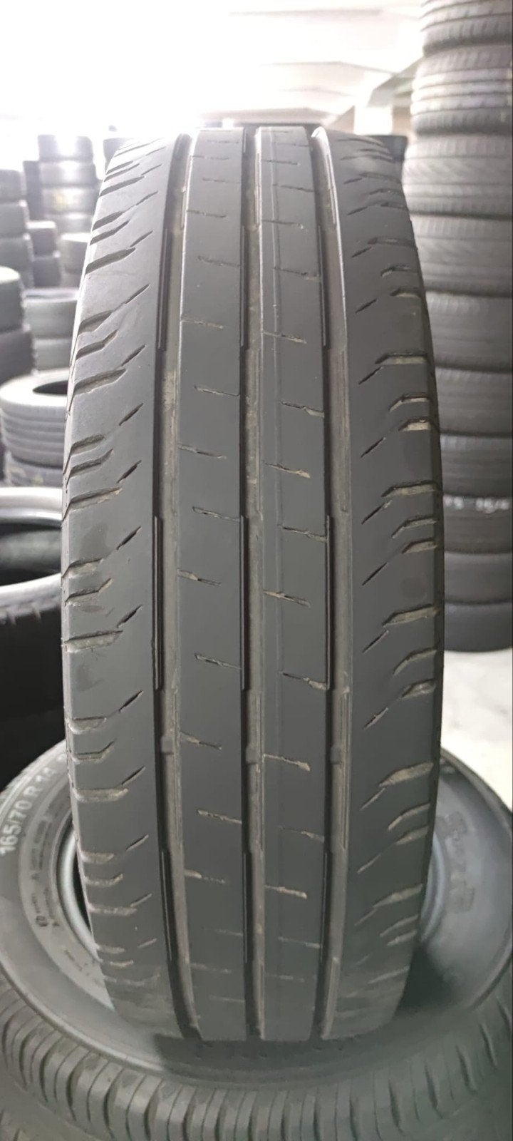 20575r16C 205 75 r16C 205/75/r16C continental avec montage