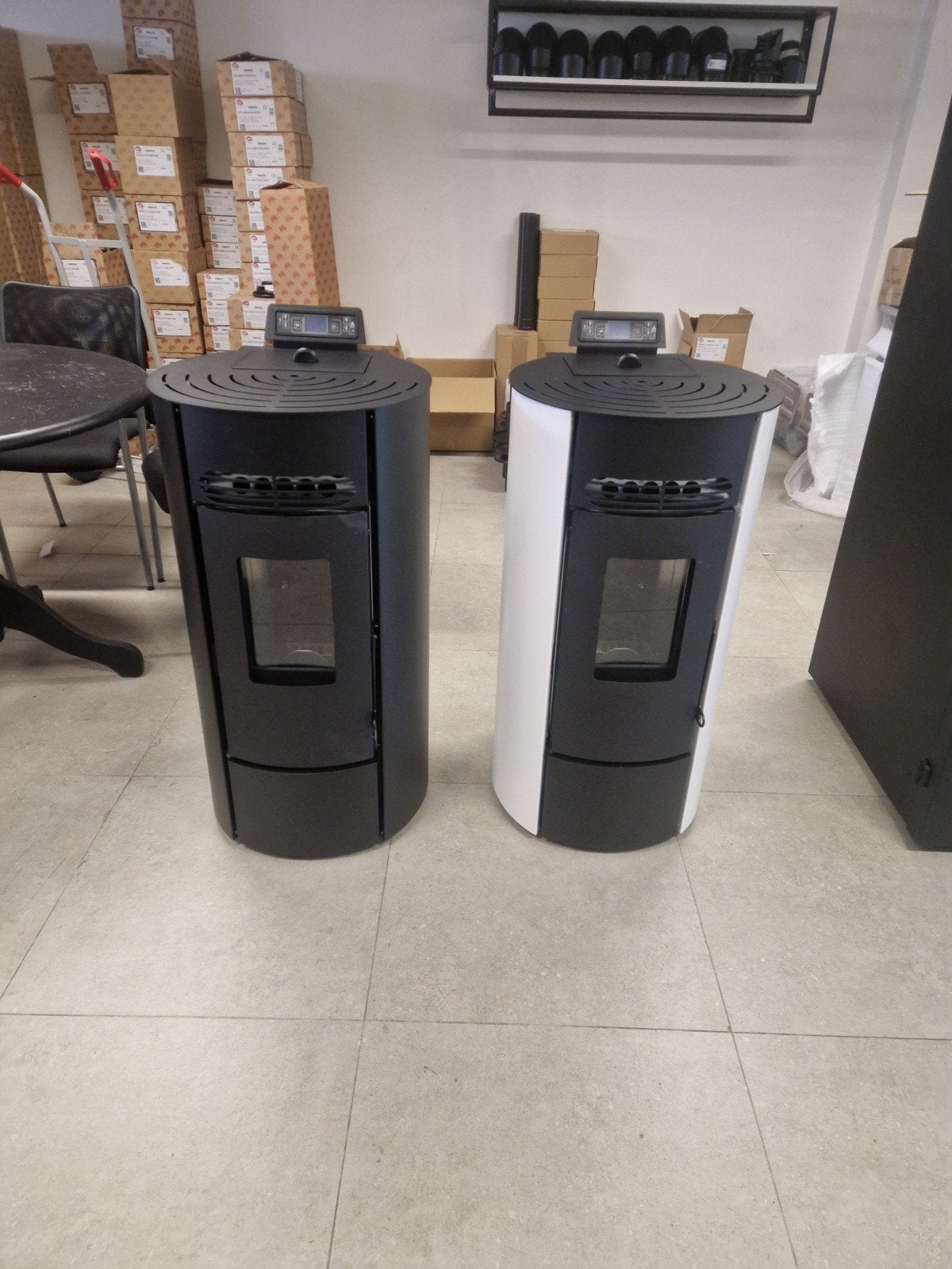 nieuwe pelletkachel como11kw.5j garantie gratis levering, Huis en Inrichting, Ophalen of Verzenden, Pelletkachel, Mondena Italia