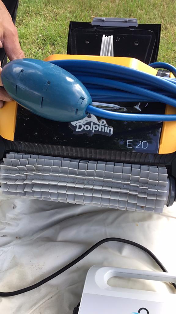 Zwembadrobot Dolphin E20, Tuin en Terras, Ophalen, Gebruikt