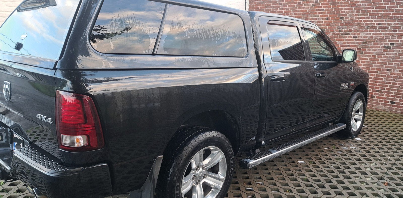 Dodge RAM 1500, Autos, Achat, 5 portes, Automatique, Quatre roues motrices / 4X4