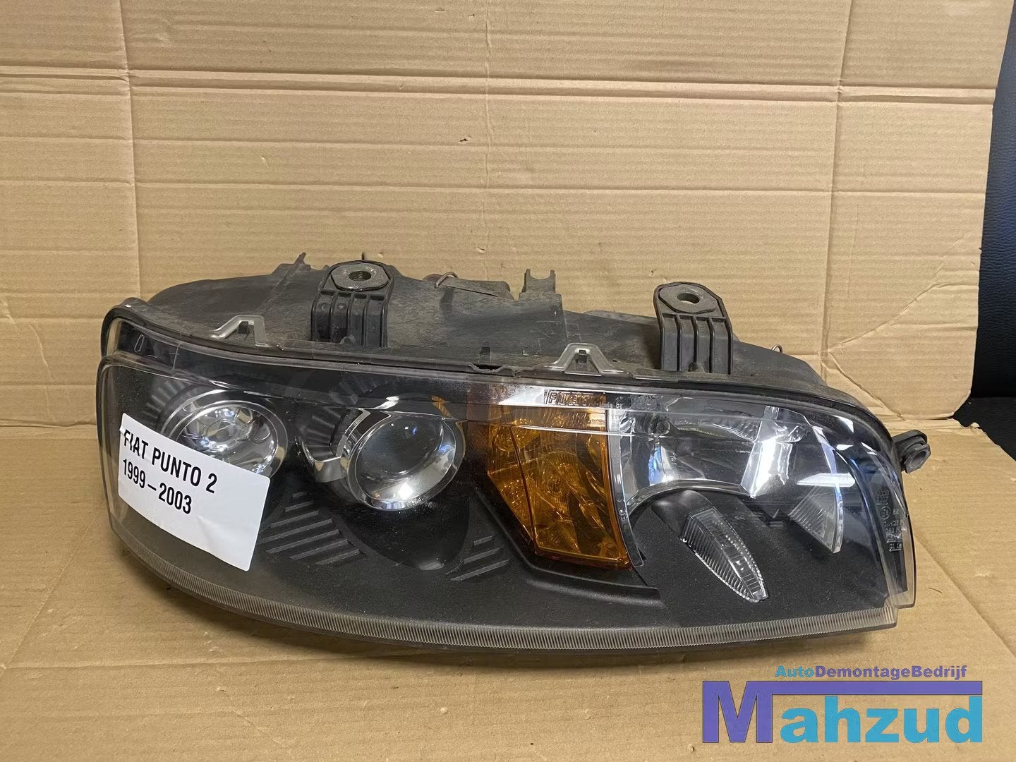FIAT PUNTO 2 Rechts koplamp 1999-2003, Gebruikt, Stellantis Europe S.p.A., Info@stellantis.com, Corso Giovanni Agnelli 200
10135  Turin, IT