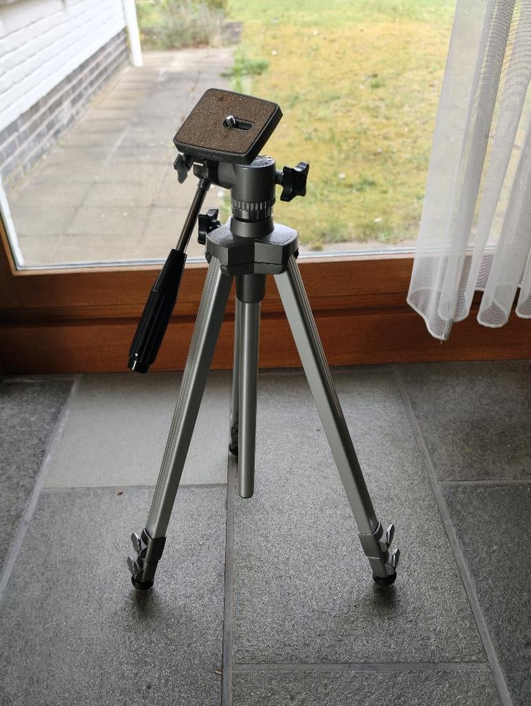 Velbon VE-3 statief (camera niet inbegrepen), Enlèvement ou Envoi, Avec rotule, Comme neuf, Trépied