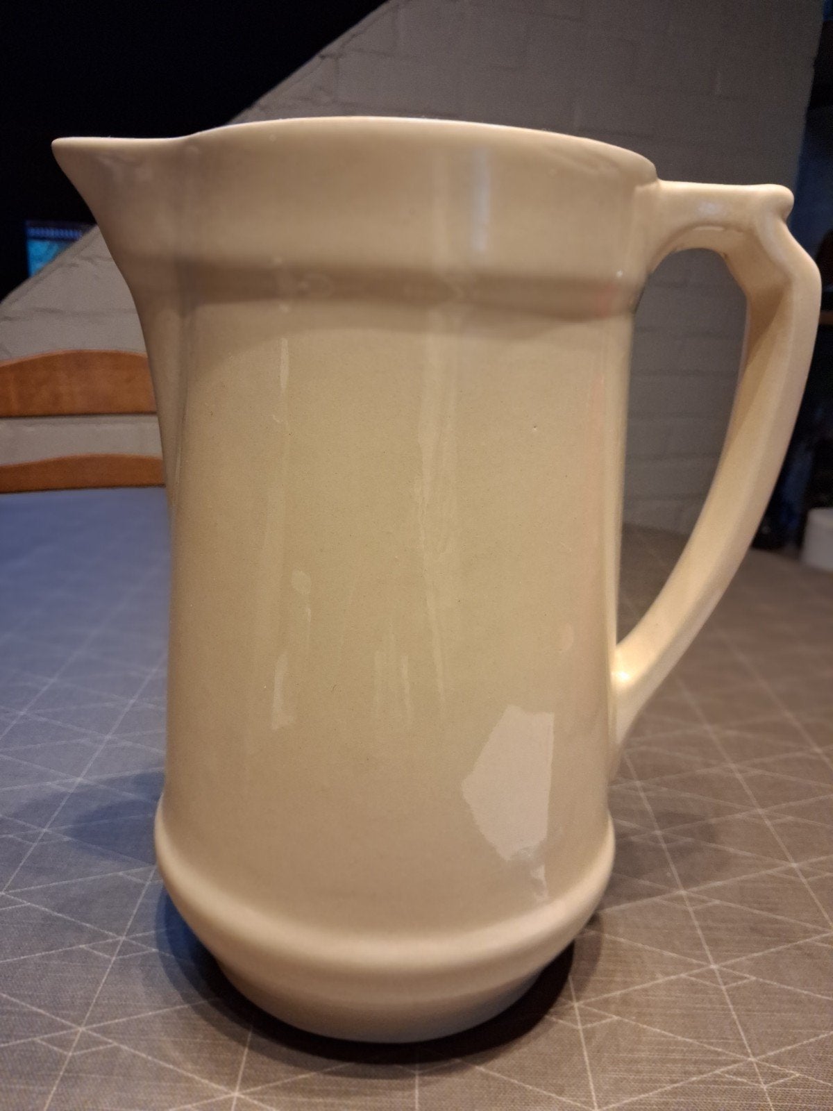 Waterkan Léon 1,kleur ivoor, Ophalen