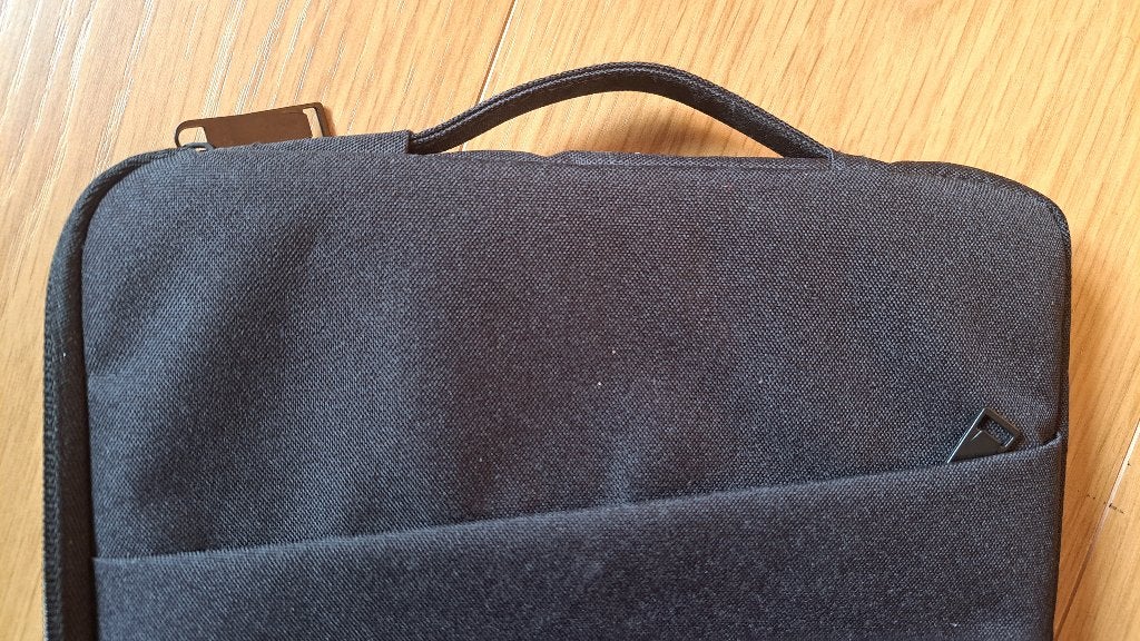 Sac matelassé noir tablette-ordinateur 35 X 25 cm, Enlèvement ou Envoi, Utilisé, Noir, Autres types