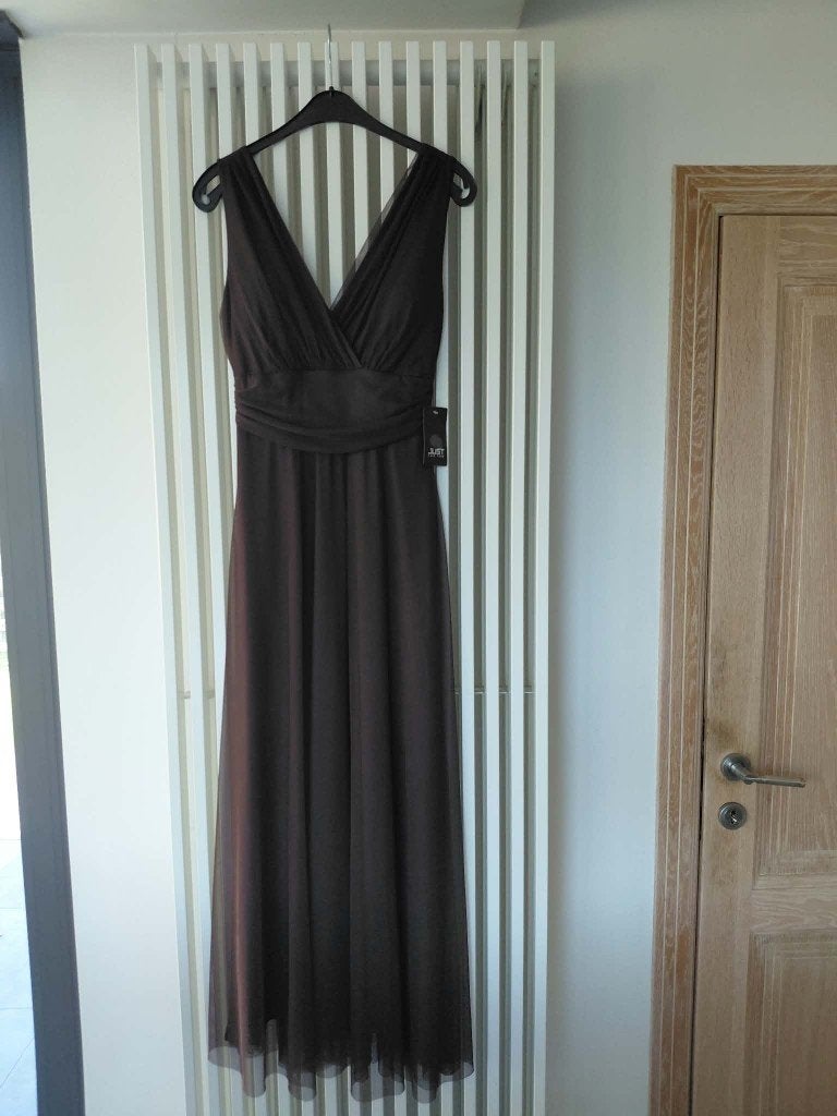 Avondjurk bruin taille 1, Maat 38/40 (M), Galajurk, Bruin, Nieuw