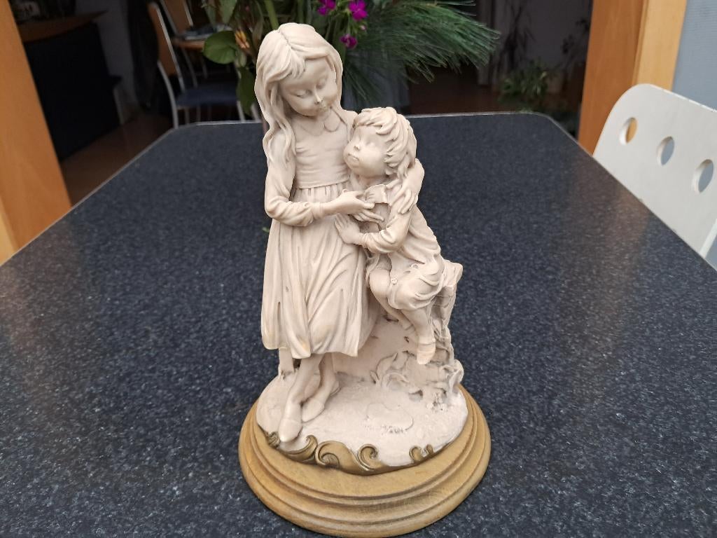 Beeldje wit Capodimonte , Giuseppe Armani, Enlèvement ou Envoi, Humain