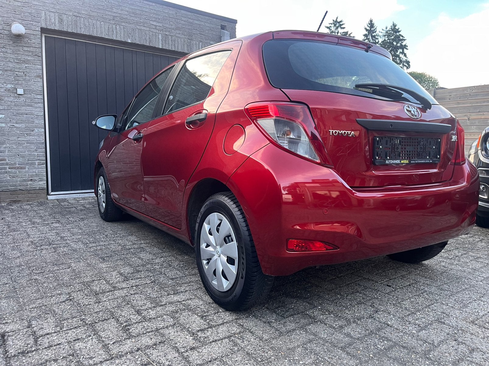 Toyota yaris•74 200 km•car-pass•garantie, Autos, Rouge, Euro 5, Achat, 998 cm³