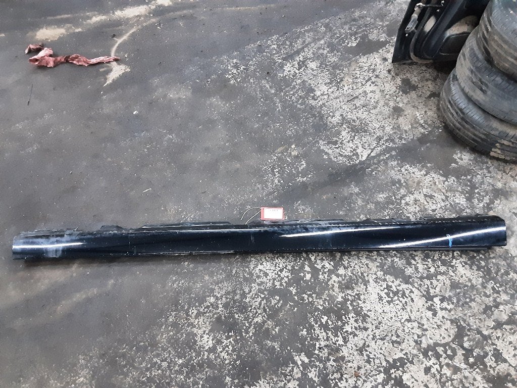 GARNITURE SEUIL DE PORTE B (W247) (A1776908700), Mercedes-Benz, Mevr. I. Hauben, Utilisé, Rue de l'Espoir 34 34
4030  GRIVEGNÉE, BE