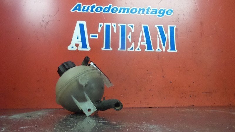 VASE D'EXPANSION Peugeot 307 (3A / C/D) (01-2000/03-2009), Kontakt-peugeot@peugeot.com, Utilisé, Peugeot Deutschland GmbH, Bahnhofsplatz
65423  Rüsselsheim, DE