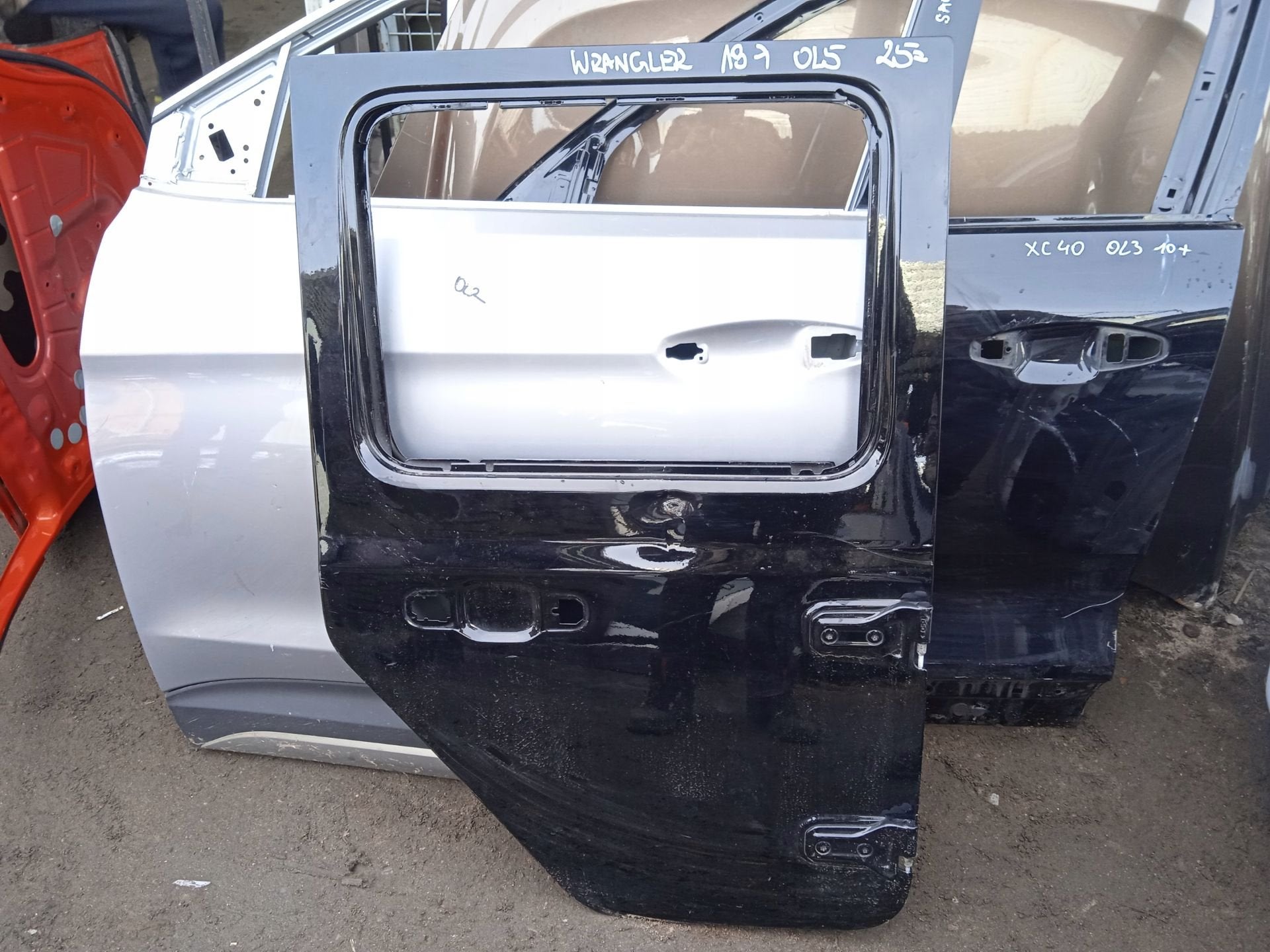 Jeep Wrangler JL Portier Droit, Autos : Pièces & Accessoires, Stellantis N.V., Info@stellantis.com, Utilisé, Porte
