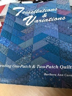 livre/courtepointe Tessellations et variantes, Hobby & Loisirs créatifs, Enlèvement ou Envoi, Comme neuf, Autres types
