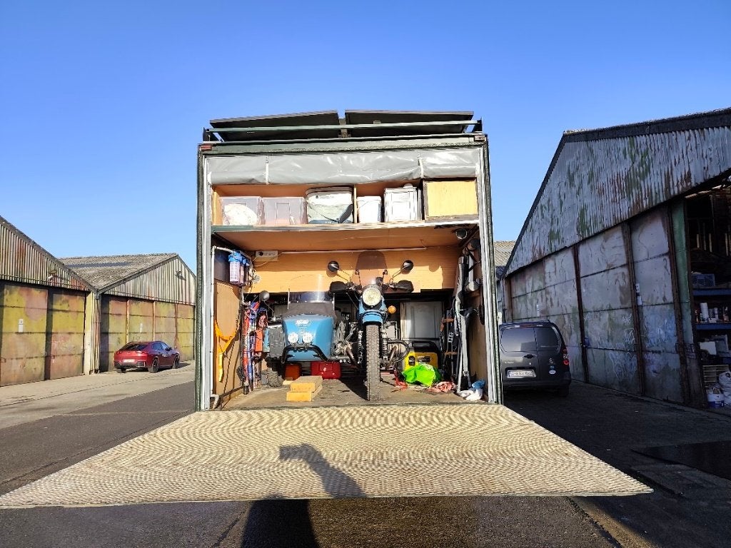 CAMION VOLVO FL6H AMENAGE Full options - 145.000 km, Caravanes & Camping, Siège standard, Boîte manuelle, 8 à 9 mètres, Diesel