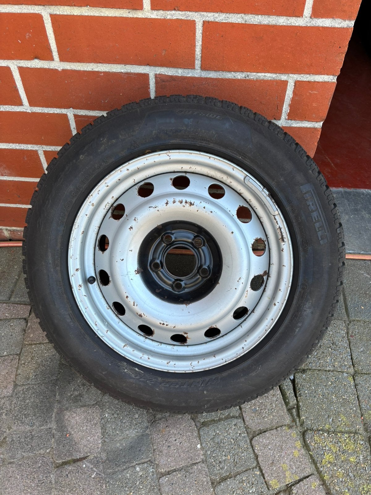 Velgen met zeer goede banden pirelli voor renault master, Ophalen, Band(en)