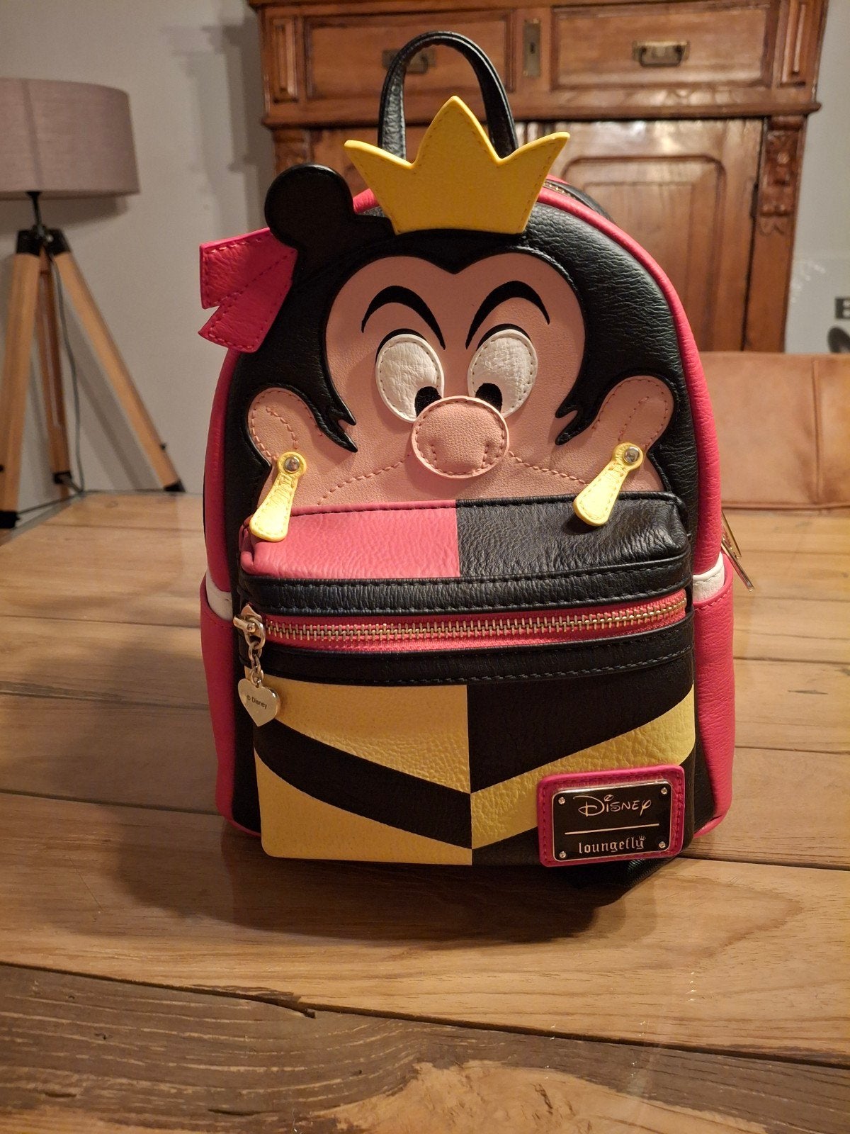Rugzak Loungefly Queen Of Hearts Alice In Wonderland Disney, Ophalen