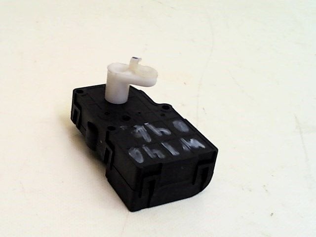 KACHELSTELMOTOR Nubira Wagon (J100) (|J200A1|07024A1|), Gebruikt, Daewoo