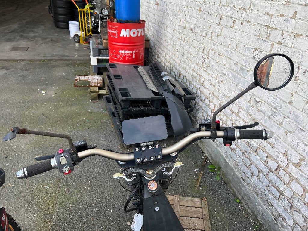 2 trottinettes pour pièces, Motos, Enlèvement, Utilisé
