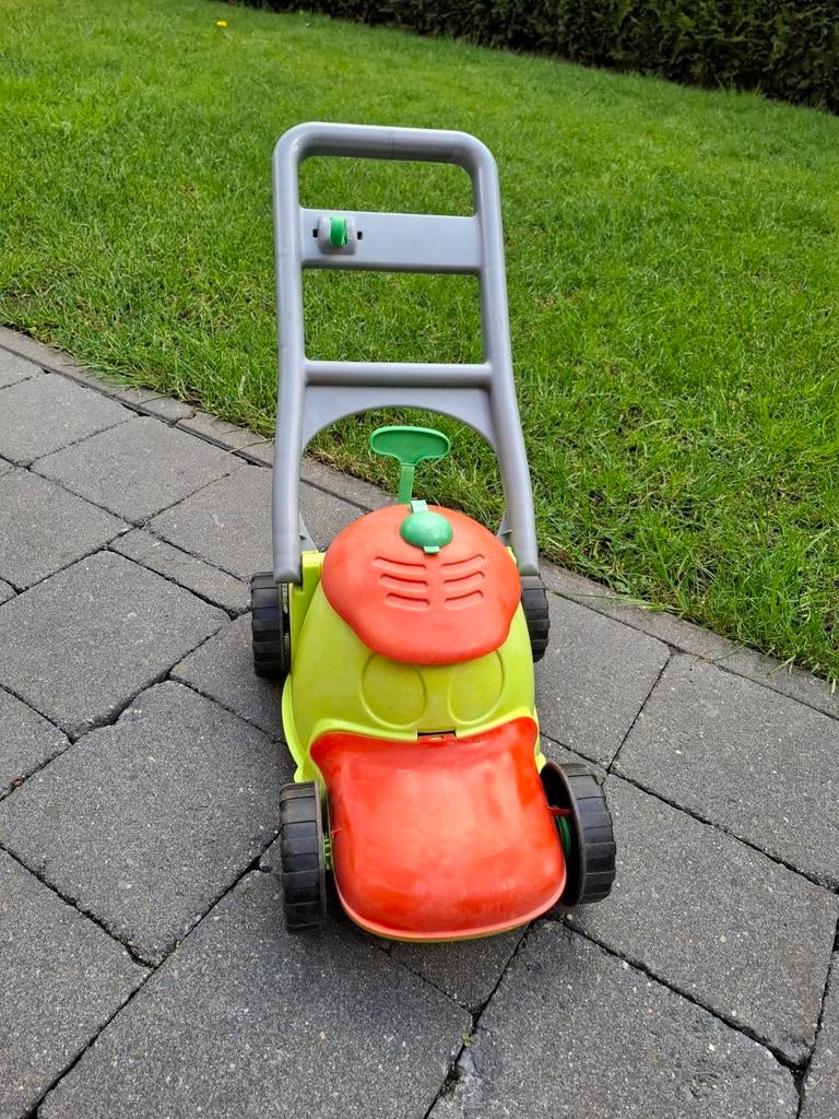 Speelgoed grasmaaier, Ophalen
