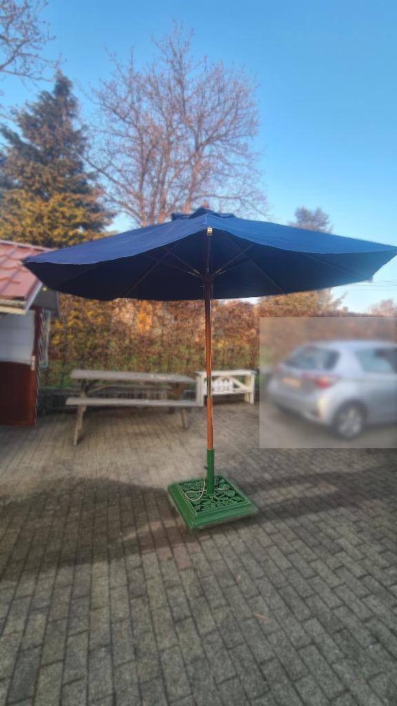 parasol en bois + pied en fonte, Jardin & Terrasse, 1 à 2 mètres, Enlèvement, Utilisé, Parasol sur pied