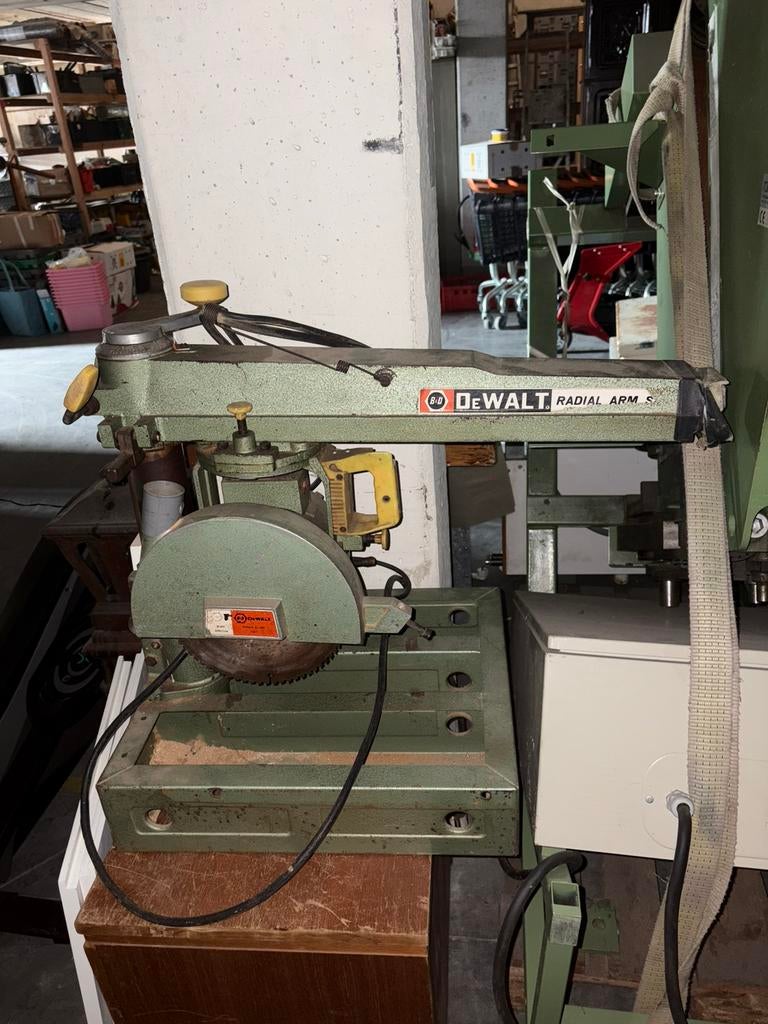 Radiaalzaag Dewalt, Ophalen, Gebruikt