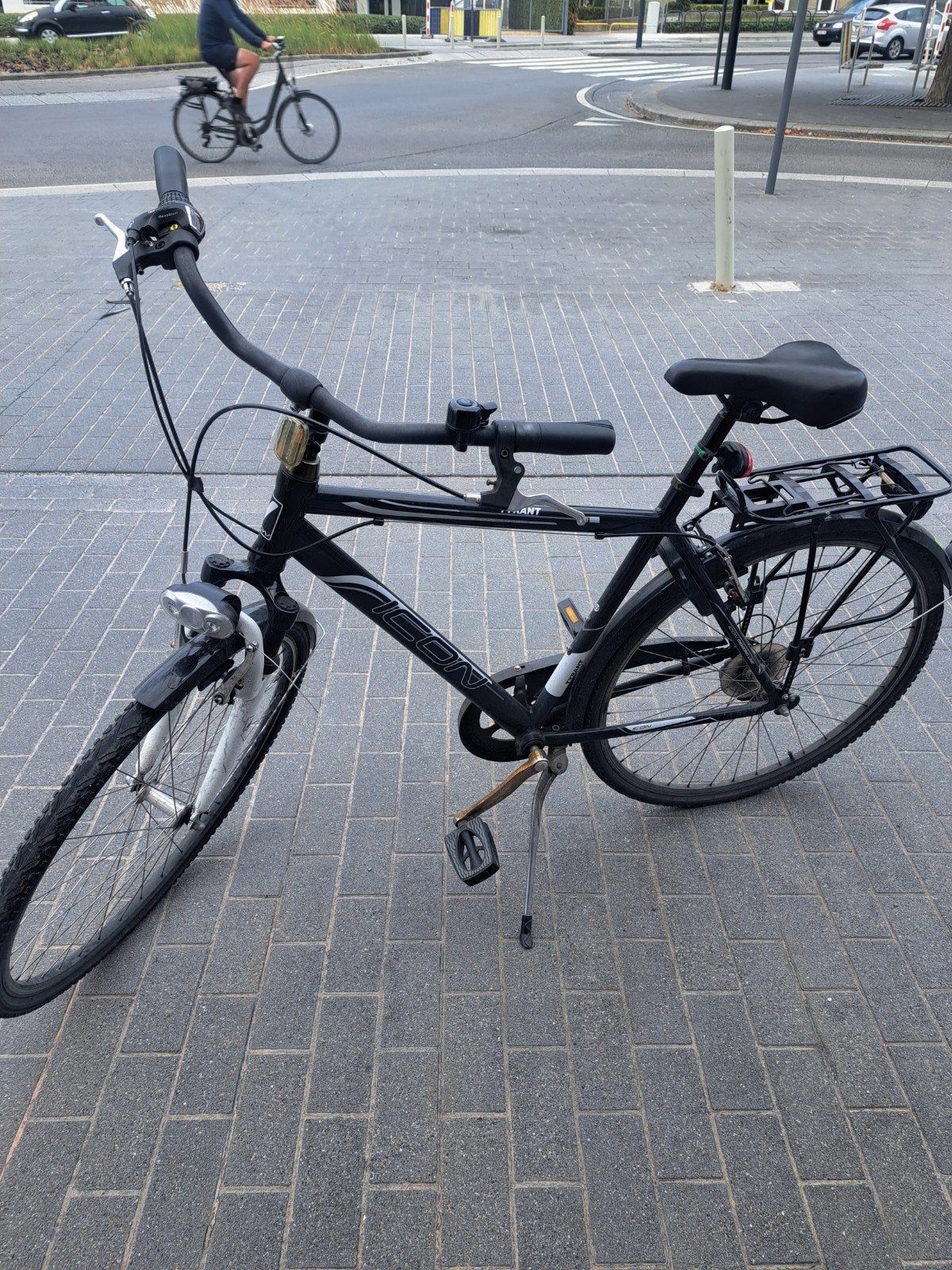 Fiets tyrant, Fietsen en Brommers, Ophalen