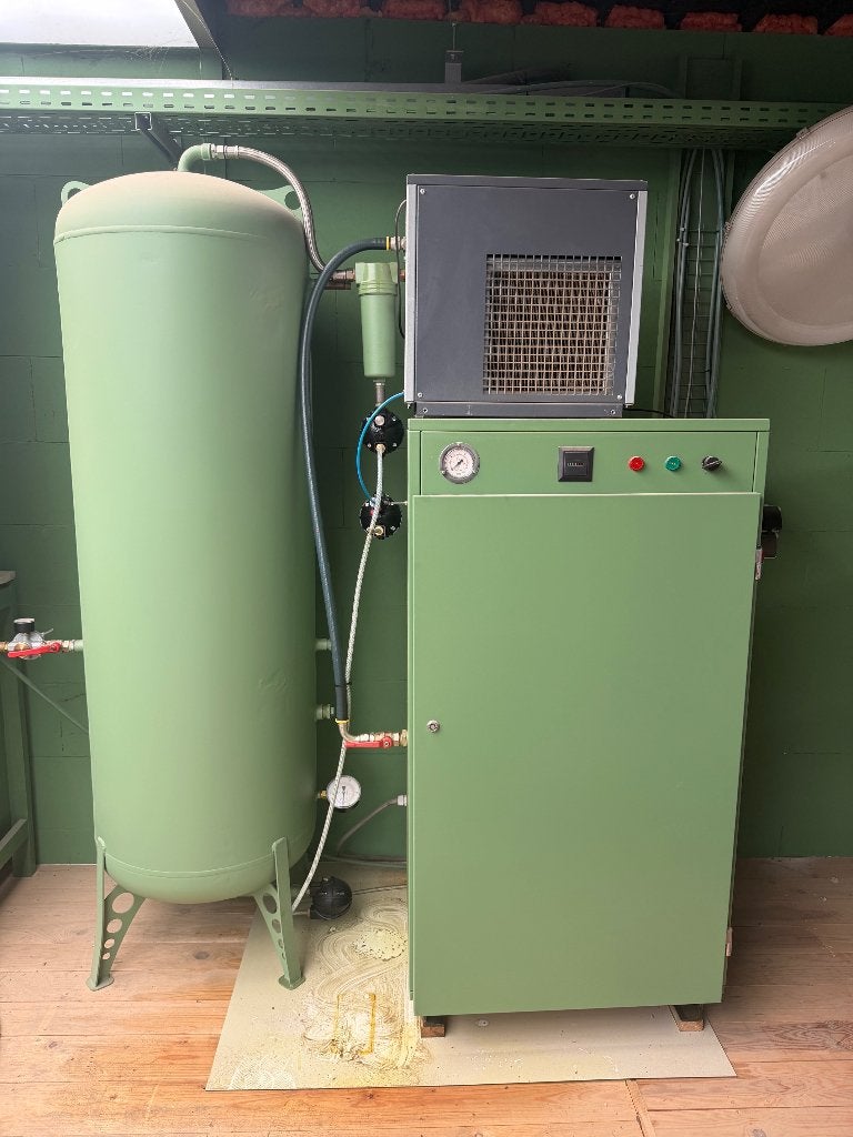 Schroefcompressor 900l/Min 5,5kW 380v, Doe-het-zelf en Bouw, Ophalen, Gebruikt, 800 liter/min of meer, 6 tot 10 bar