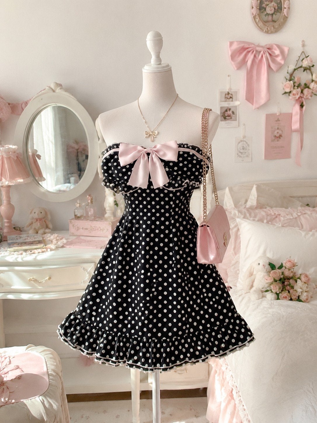 Robe courte sans bretelles, noir à pois blanc et noeud rose, Vêtements | Femmes, Neuf, COQUETTE, Rose, Taille 36 (S)