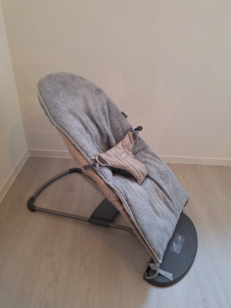Wipstoel baby Bjorn en relaxinlegger Timboo, Kinderen en Baby's, Wipstoeltjes, Wipstoel, Ophalen, Overige merken, Met gordel(s) of riempje(s)