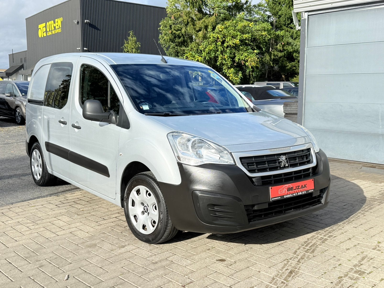 Peugeot Partner 1.6HDi Lichtevracht 3PL Airco Euro6b 1j gar, Voorwielaandrijving, Euro 6, Bedrijf, Te koop