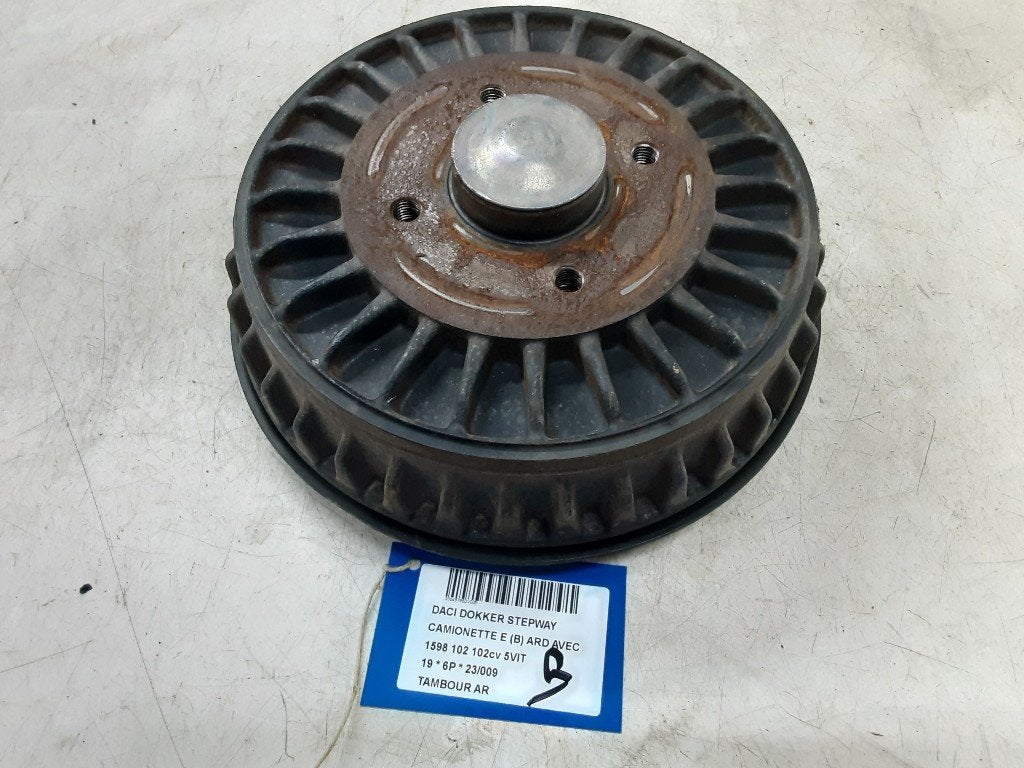 TAMBOUR DE FREIN ARRIÈRE Dacia Dokker (0S), Dacia, Mevr. I. Hauben, Utilisé, Rue de l'Espoir 34 34
4030  GRIVEGNÉE, BE