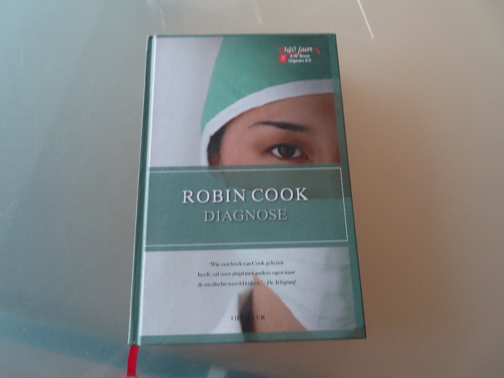 Diagnose – Robin Cook  (met leeslint en HARDCOVER) THRILLER, Enlèvement ou Envoi, Robin Cook, Belgique, Comme neuf