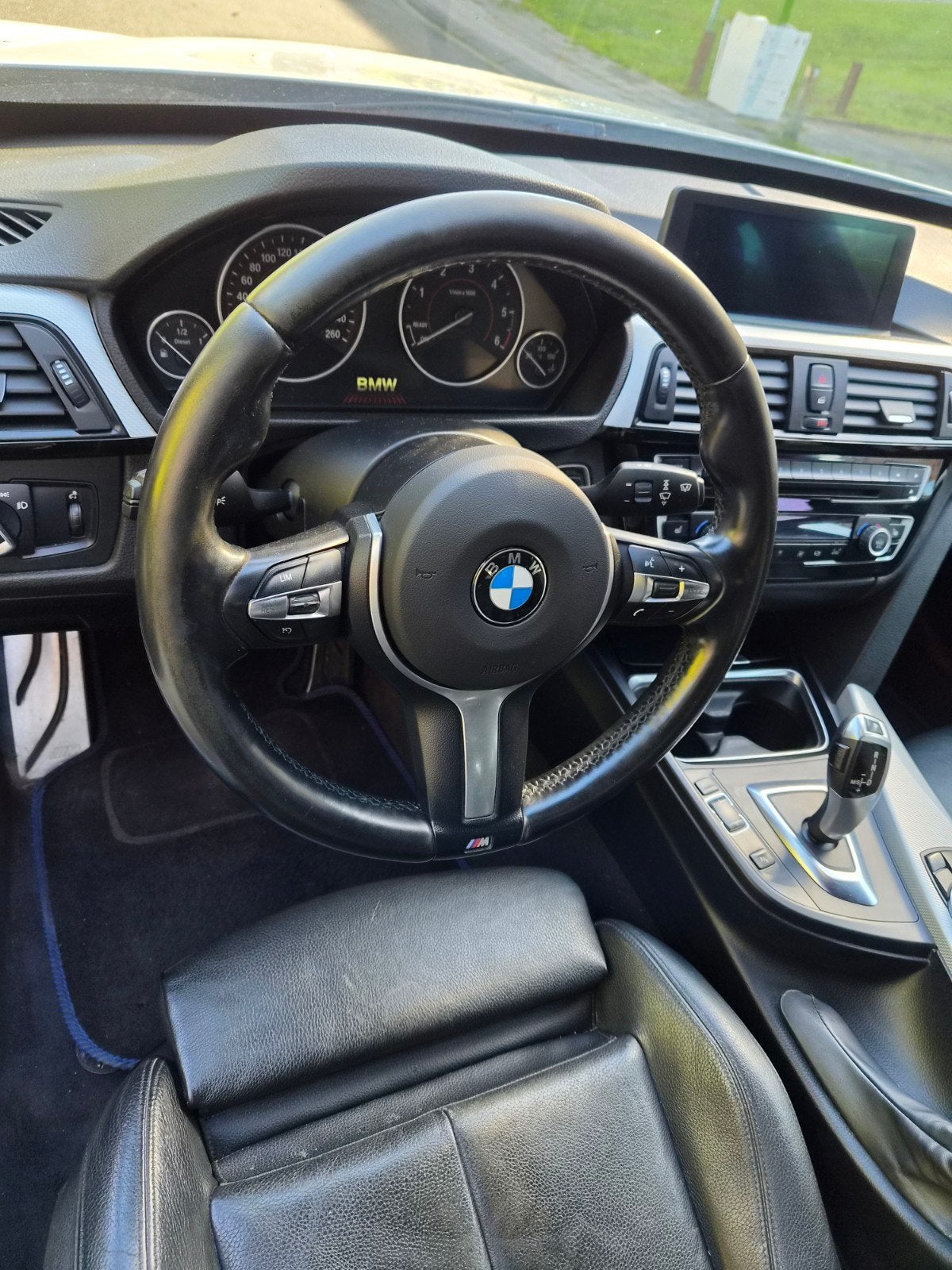 bmw

Je vends ma BM, Ophalen