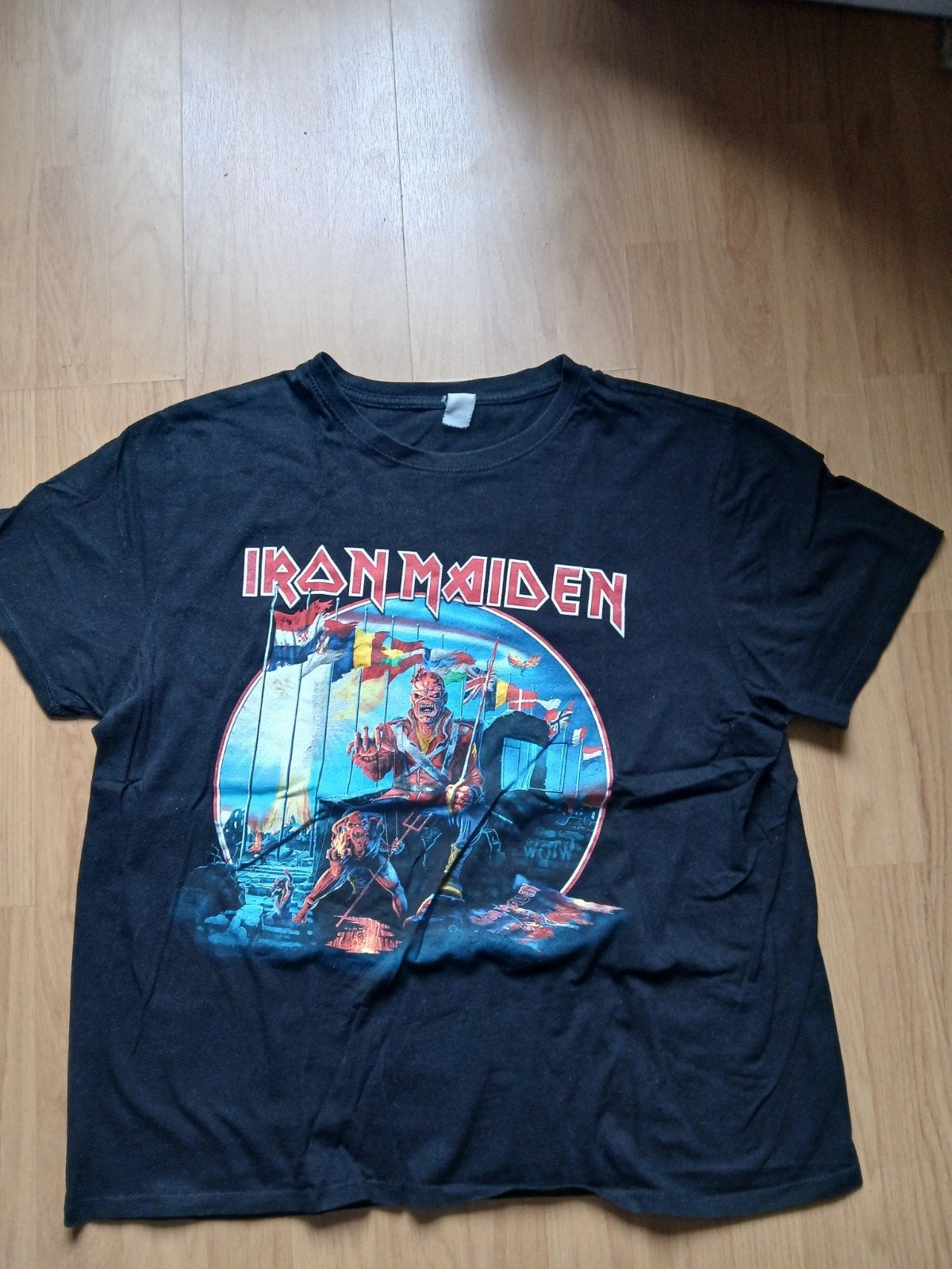 Iron Maiden 2022 Legacy of the Beast tour t-shirt xl, Ophalen of Verzenden