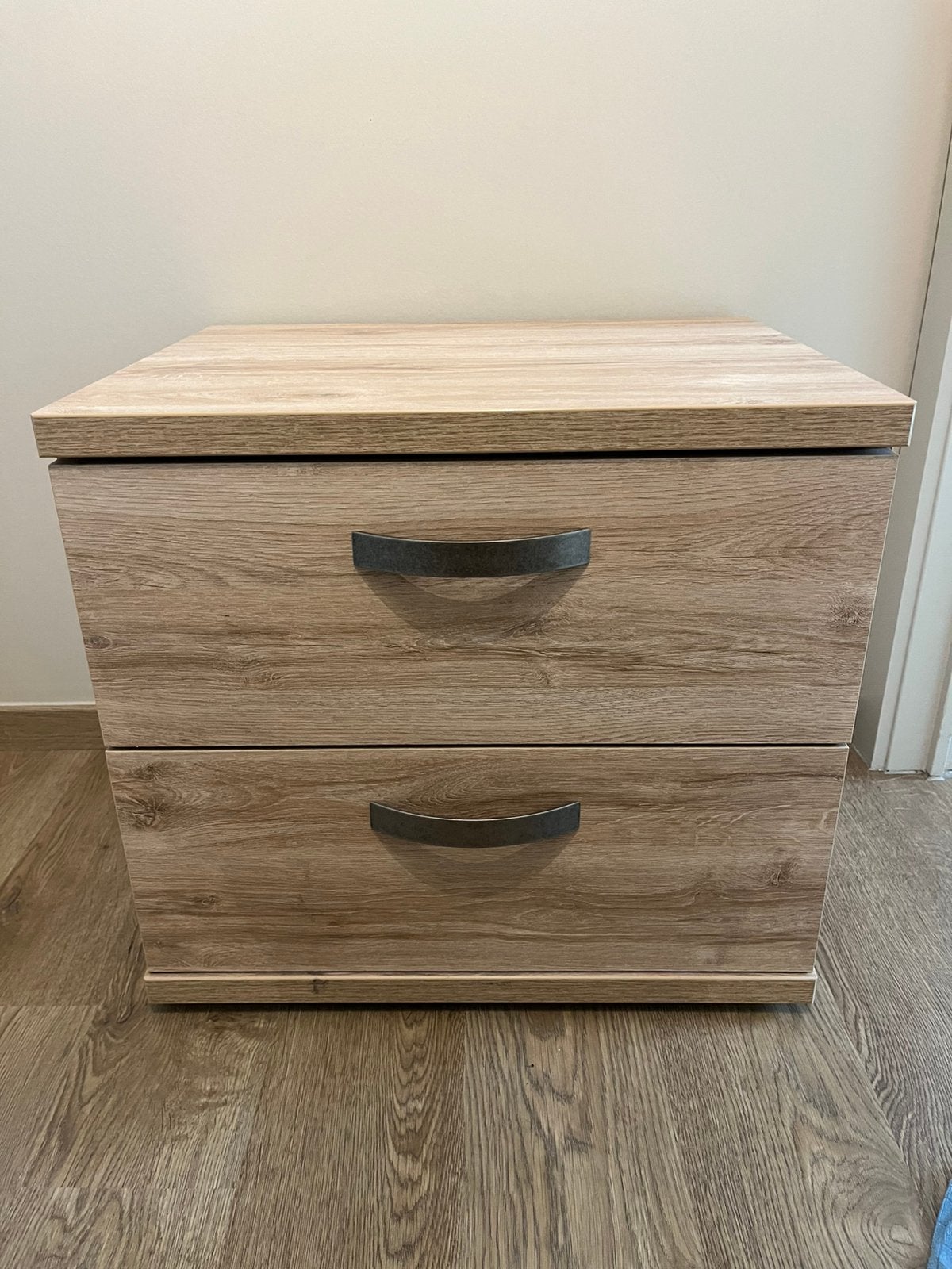 Mooi kastje, Maison & Meubles, Chambre à coucher | Tables de chevet, Enlèvement, Comme neuf, Bois