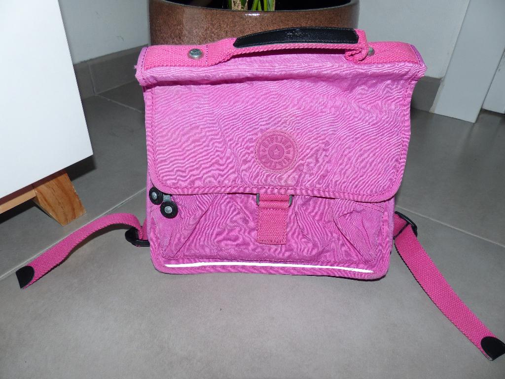 Cartable rose Kipling - état fin et soigné, Bijoux, Sacs & Beauté, Sacs | Cartables, Enlèvement ou Envoi, Utilisé, Rose