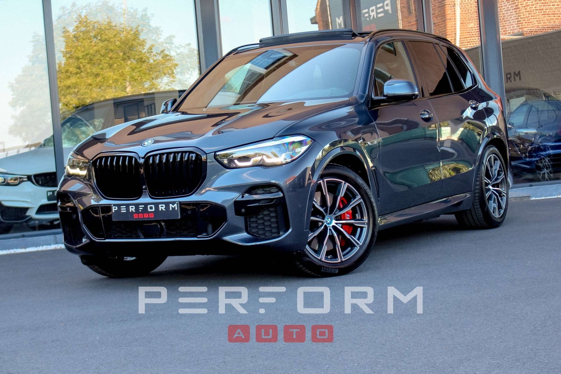 BMW X5 45e*HYBRID*NIGHT VISION*FULL OPTION*, Autos, BMW, Achat, Entreprise, Entretenue par le concessionnaire, Noir