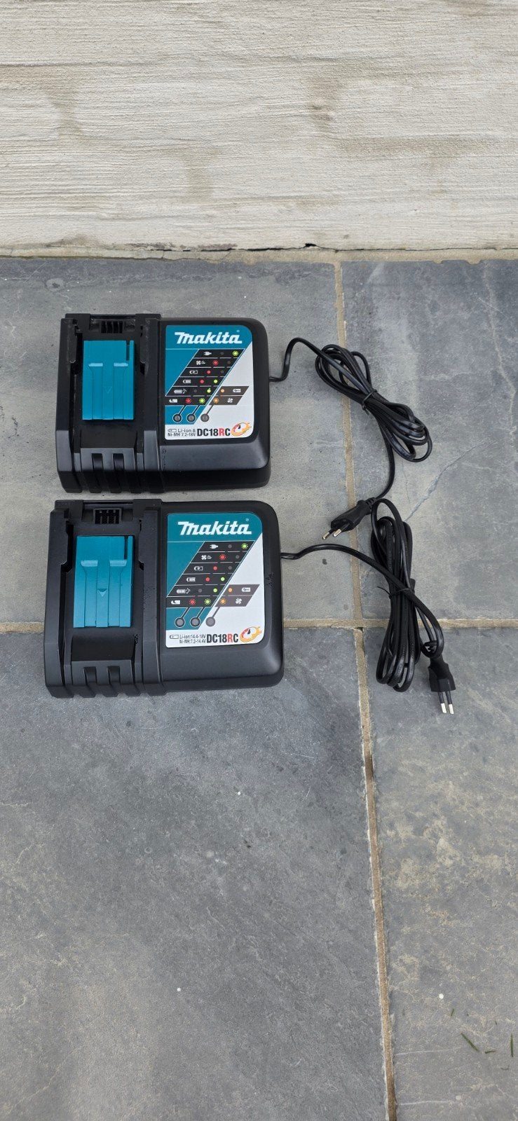 Batterij laders Marita 2x nieuw ongebruikt 18V