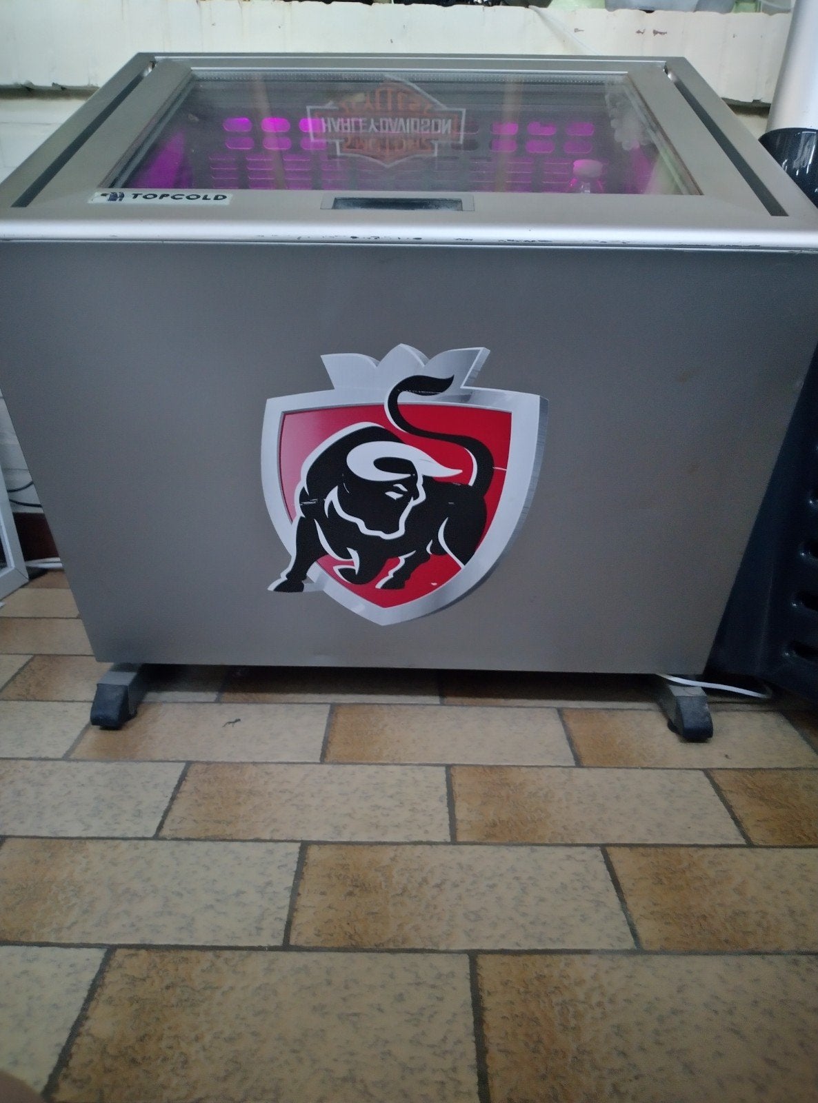 Jupiler frigo, Enlèvement