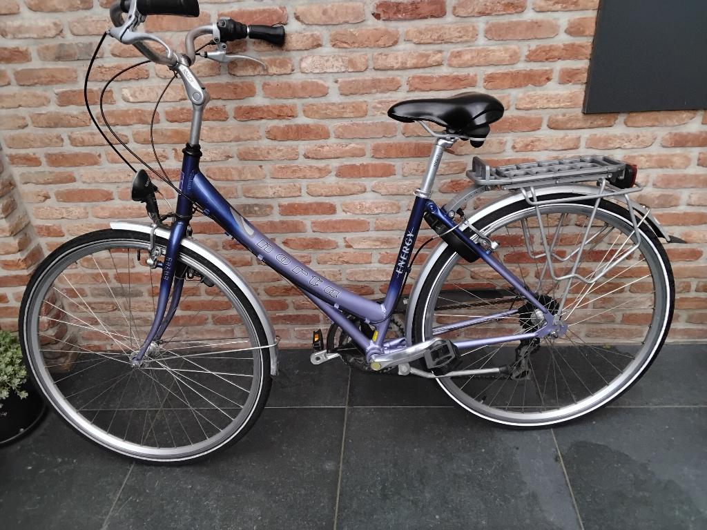 Damesfietsen, Ophalen