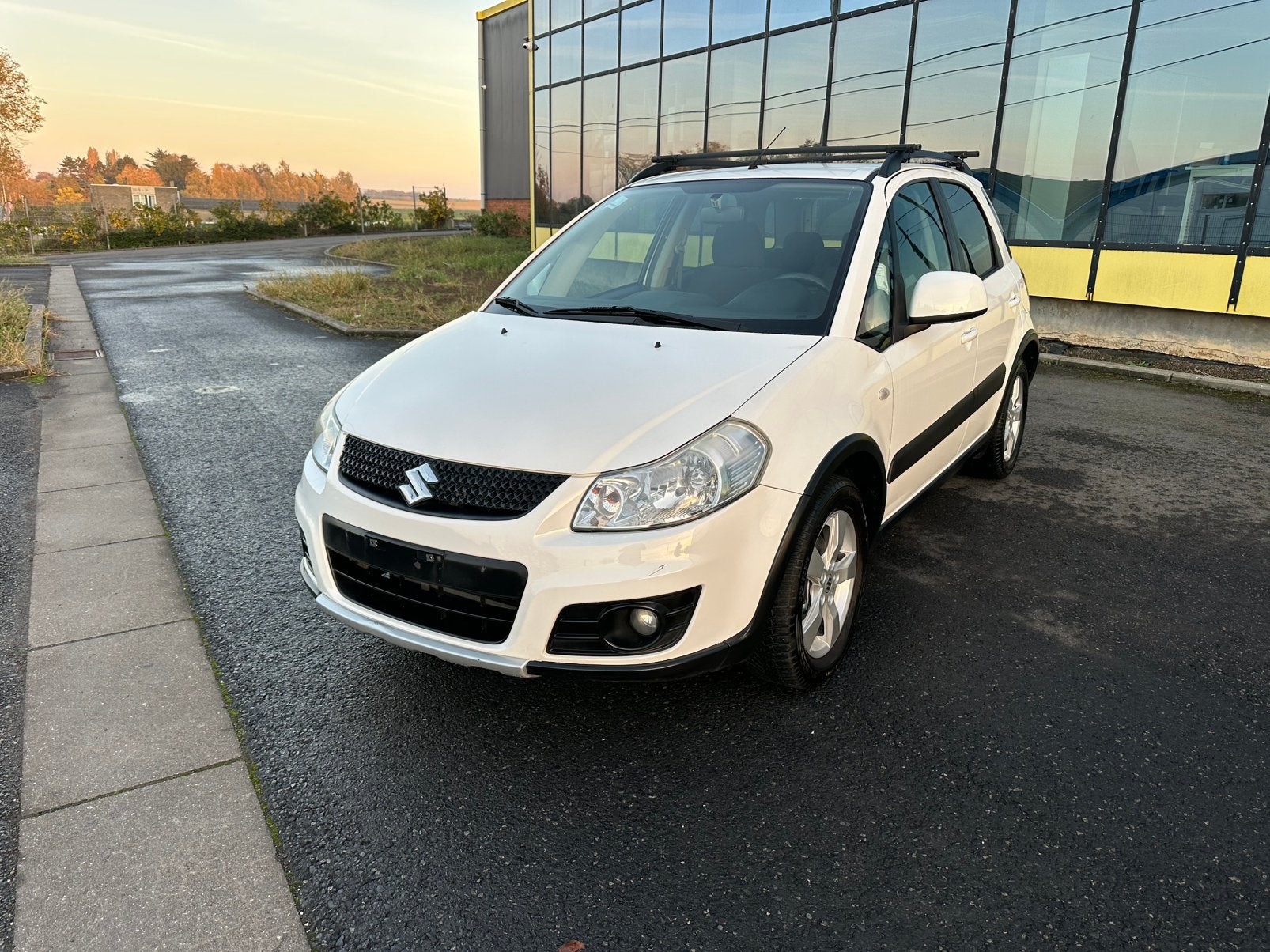Suzuki SX4..Bj..2013..1.5 benzine..99.000.km Euro, 5, Auto's, Euro 5, https://public.car-pass.be/vhr/8456626f-0fa4-4ea5-b01c-c417a6f661ab