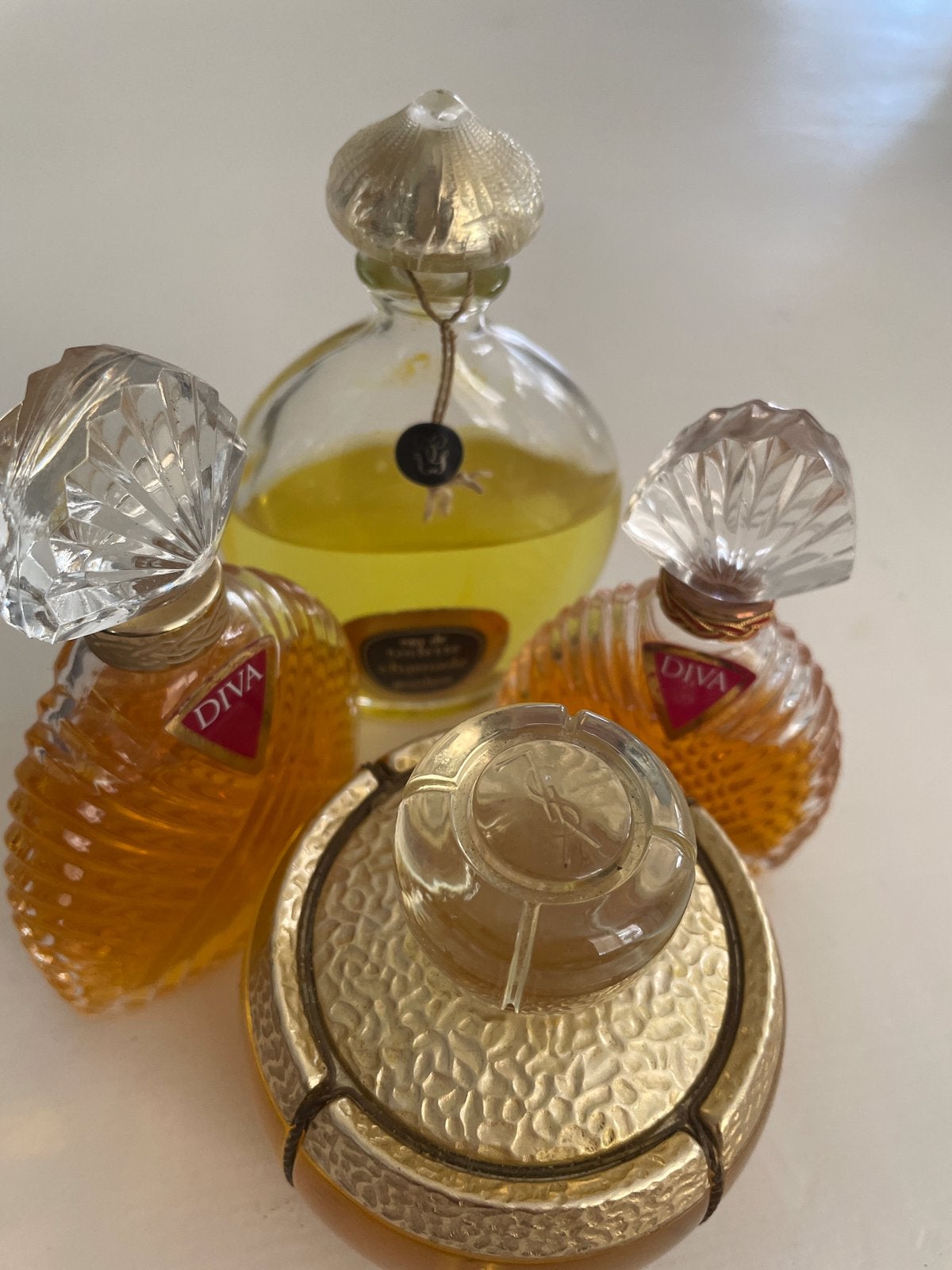 Lot 4 flacons parfum vintage YSL Guierlain et Ungaro, Enlèvement, Utilisé, Bouteille de parfum